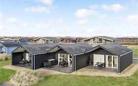 Two-Bedroom Holiday home Ringkøbing 03